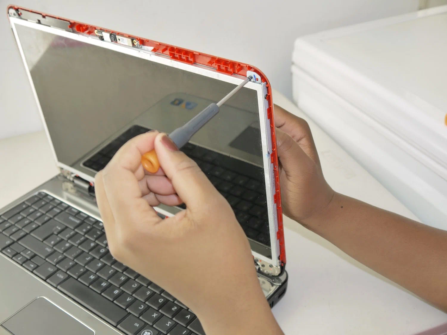 lenovo-bilgisayar-tamir-suresi-ne-kadar-beklemelisiniz