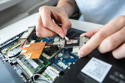 Lenovo Laptop Ekran Değişimi: Fiyat ve Süreç